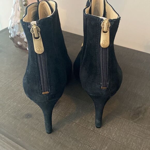GUC Adrienne Vittadini Leather Booties(size 8.5) - Picture 4 of 9